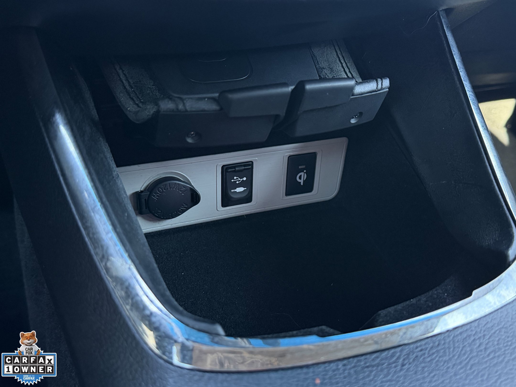 Used 2014 Toyota Avalon Limited w/ Technology Package FWD image 23