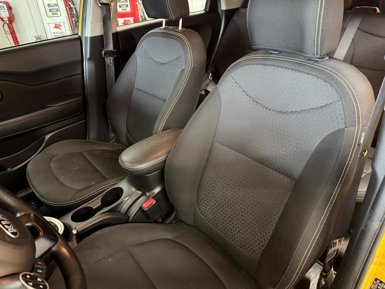 Used 2014 Kia Soul + FWD image 16