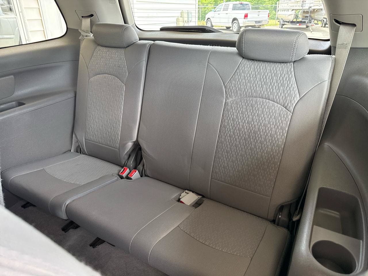Used 2014 GMC Acadia SLE FWD image 18