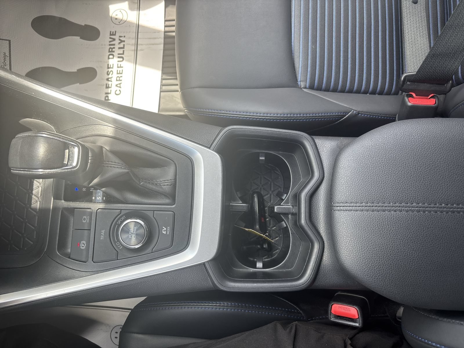 Used 2022 Toyota RAV4 XSE w/ XSE Grade Weather Package AWD/4WD image 23