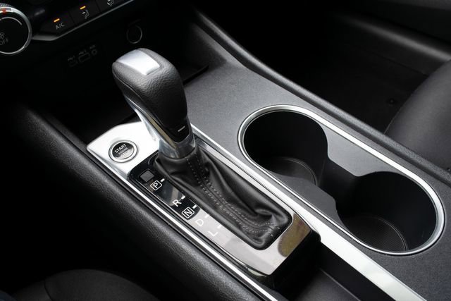 Used 2022 Nissan Altima 2.5 SV image 18