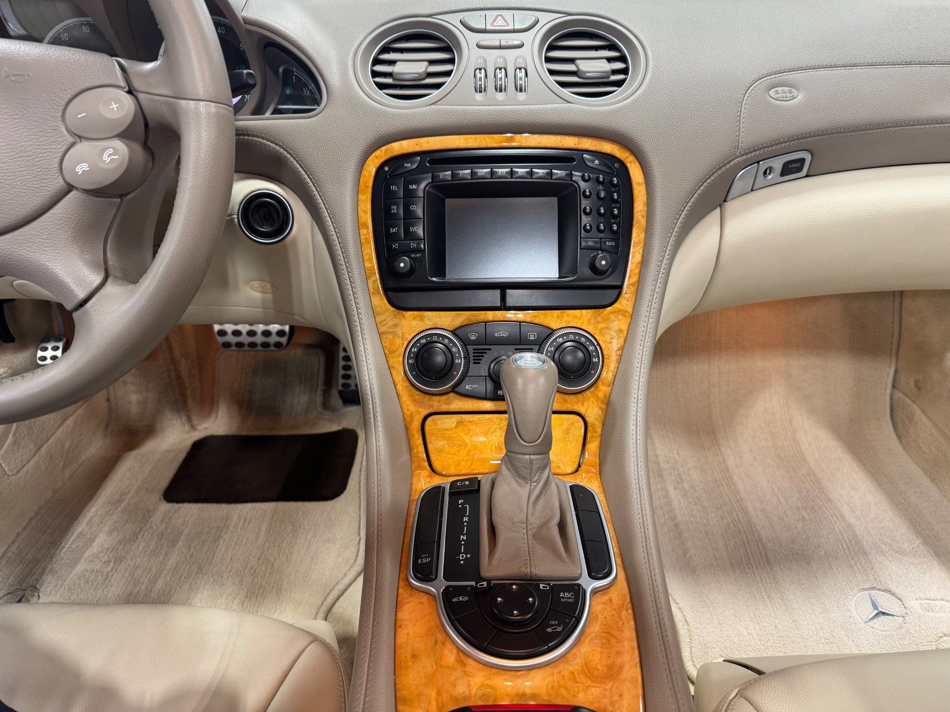 Used 2004 Mercedes-Benz SL 500 image 15