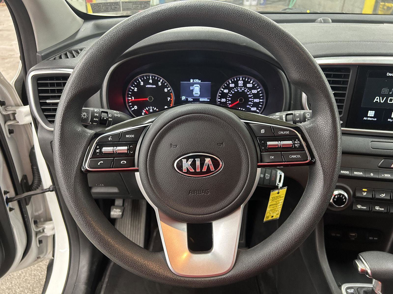 Used 2020 Kia Sportage LX image 14