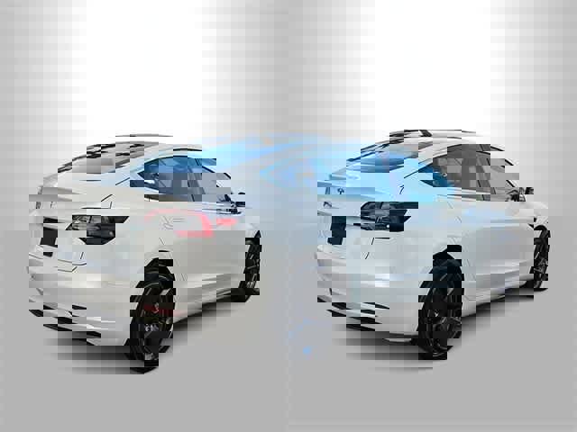 Used 2019 Tesla Model 3 Standard Range Plus image 8