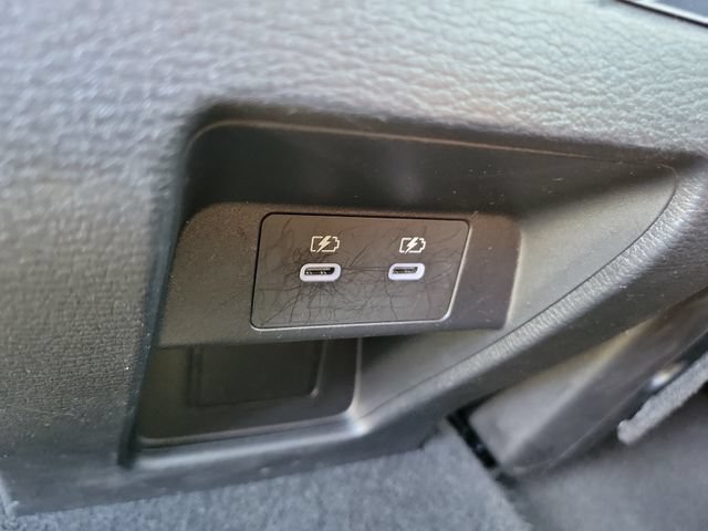 Used 2025 Mitsubishi Outlander SE FWD image 14