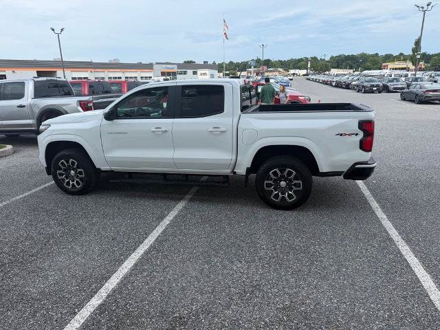 Used 2024 Chevrolet Colorado LT w/ LT Convenience Package III AWD/4WD image 5