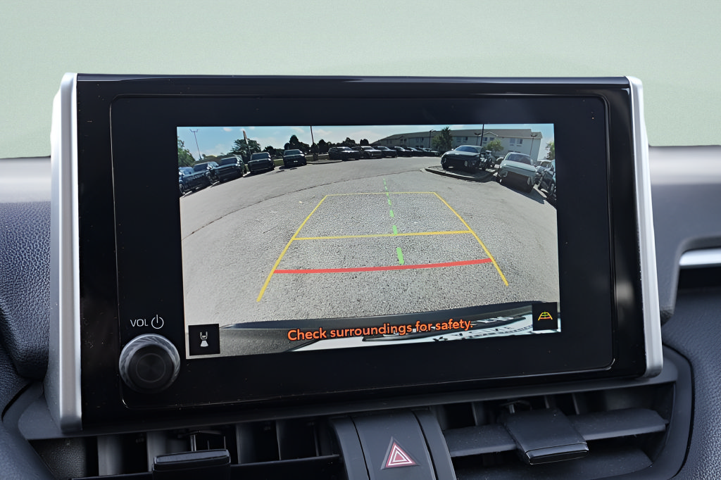 Used 2024 Toyota RAV4 LE AWD/4WD image 34