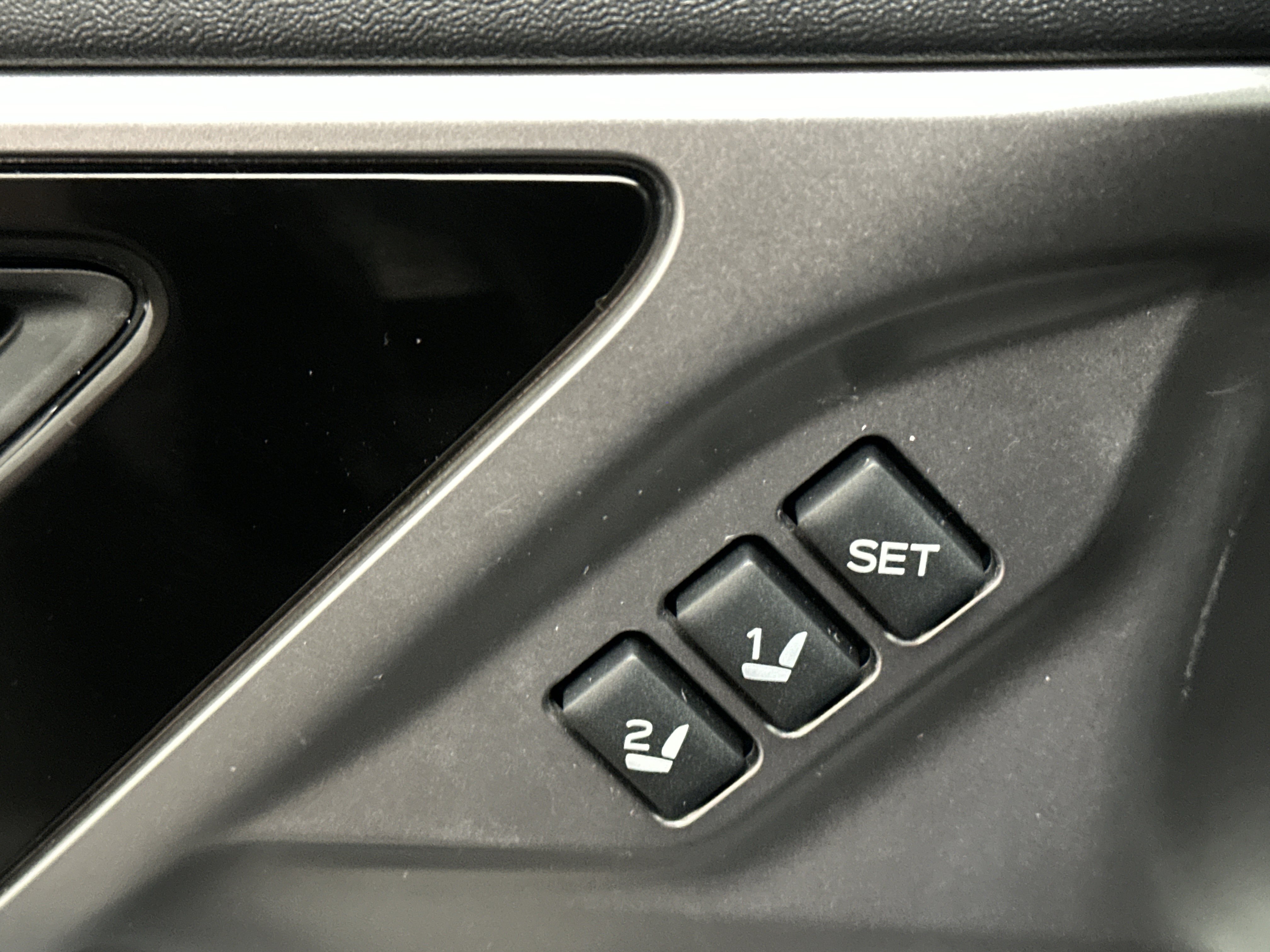 Used 2020 Subaru Outback Limited image 42