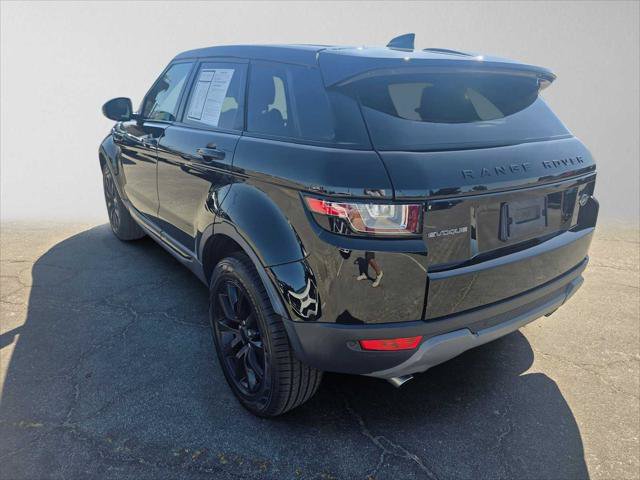 Used 2018 Land Rover Range Rover Evoque SE AWD/4WD image 5