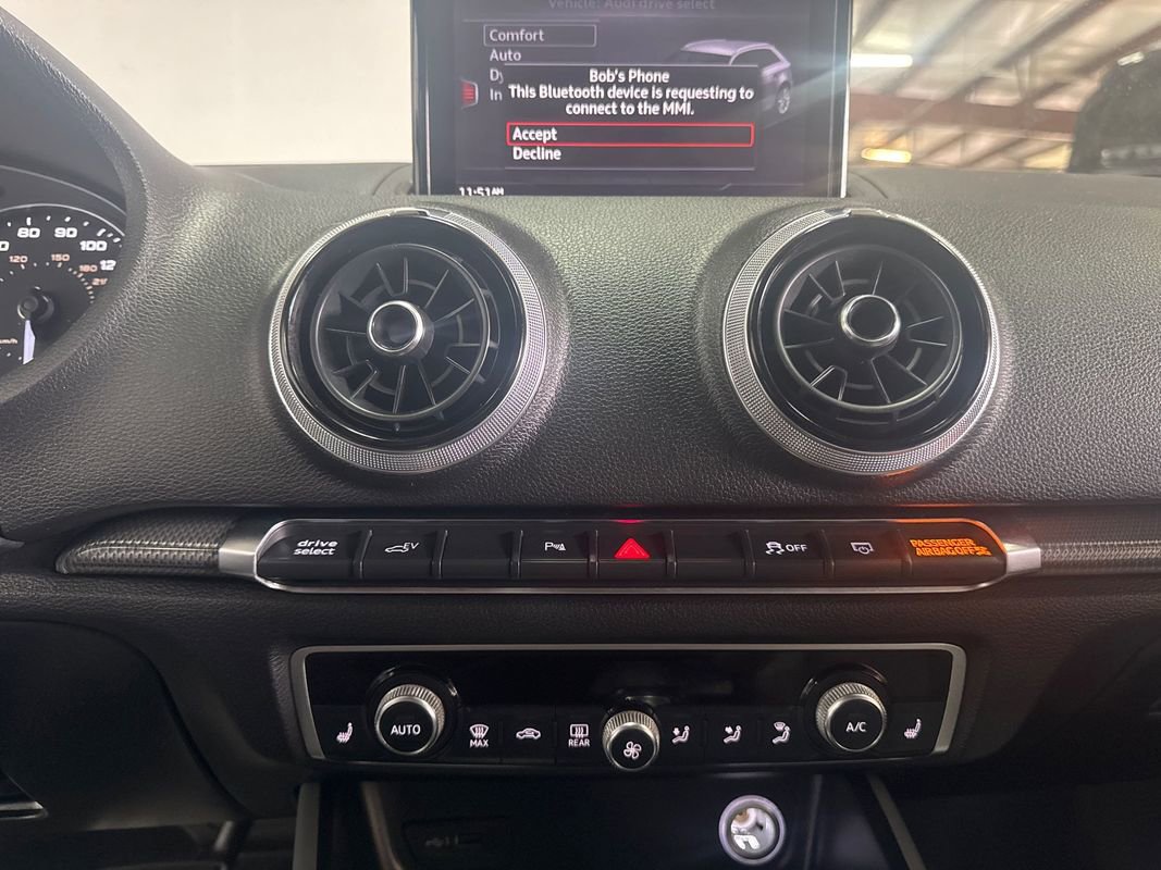 Used 2018 Audi A3 e-tron Premium Plus w/ Premium Plus Package image 15