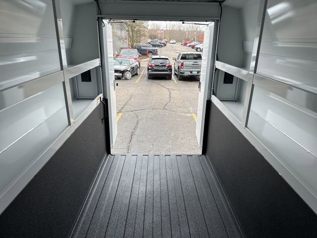 New 2026 Chevrolet Express 3500 w/ Power Convenience Package RWD image 27