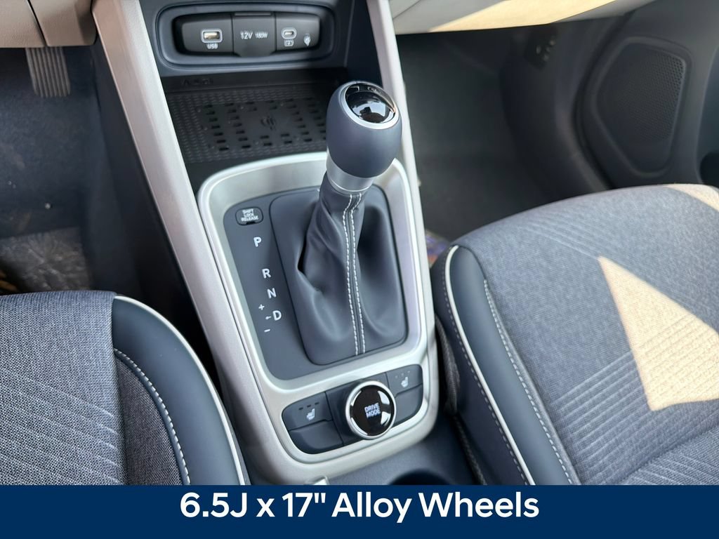 New 2026 Hyundai Venue SEL FWD image 21