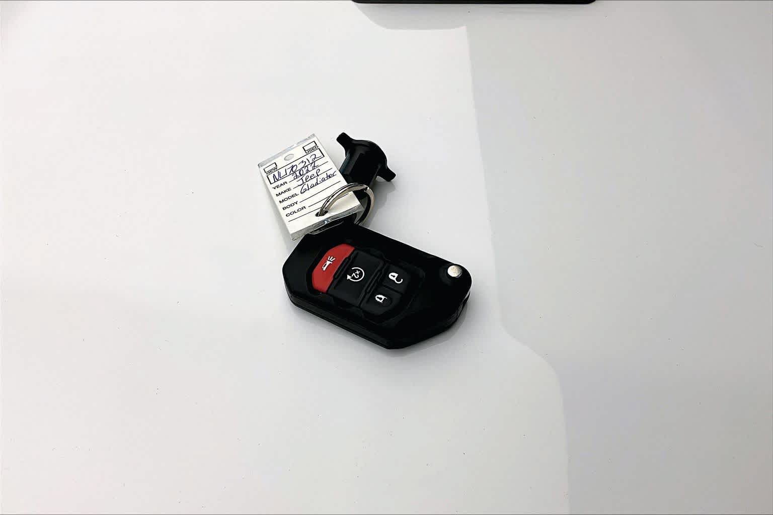 Used 2022 Jeep Gladiator Sport AWD/4WD image 14
