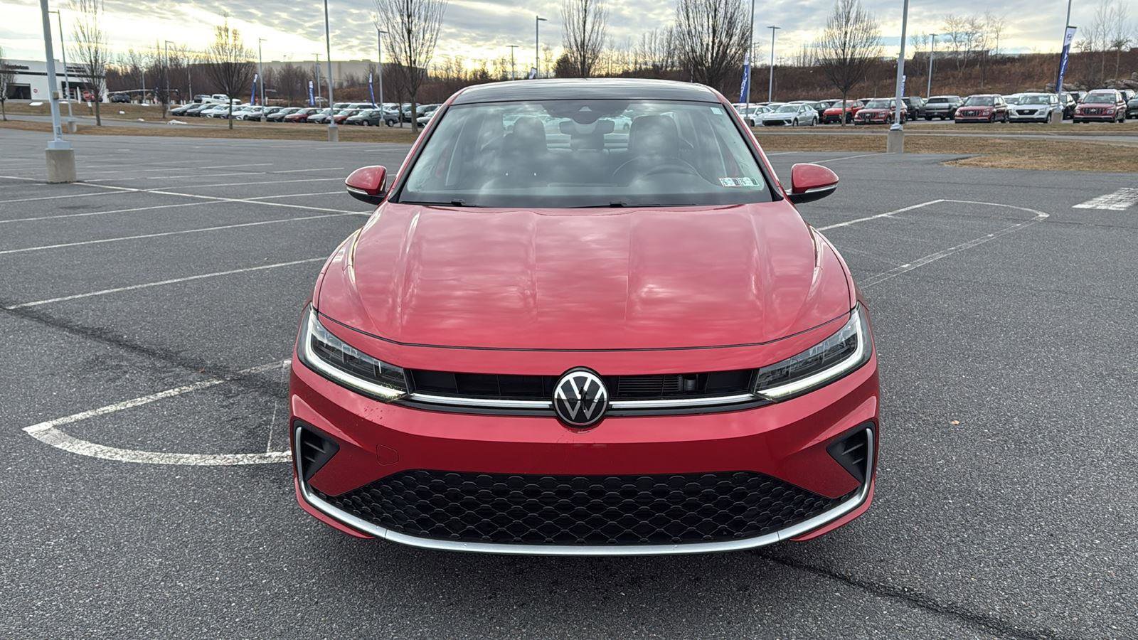 Used 2025 Volkswagen Jetta SEL image 17