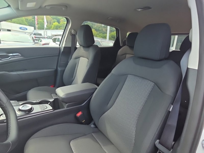 New 2027 Kia Sportage S AWD/4WD image 24
