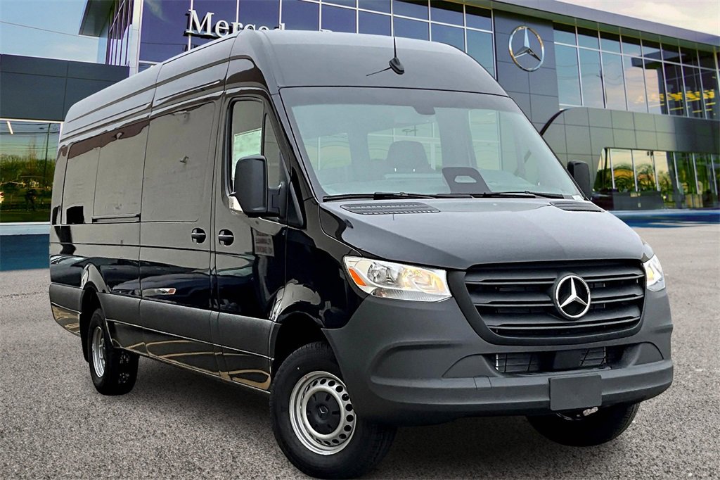 New 2025 Mercedes-Benz Sprinter 3500