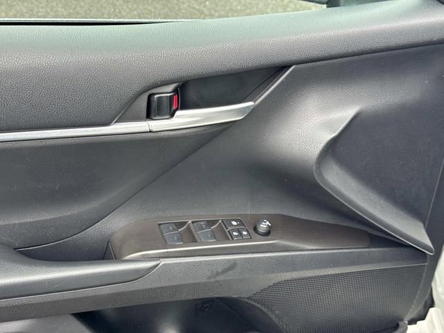 Used 2023 Toyota Camry SE FWD image 25