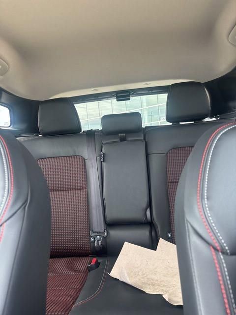 New 2025 Nissan Kicks SR image 23