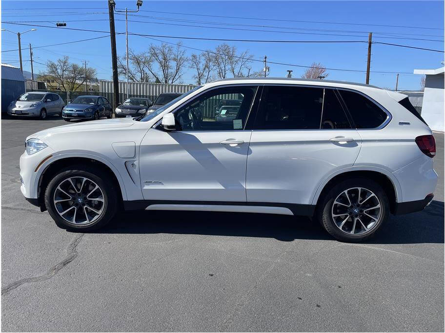 Used 2018 BMW X5 xDrive40e image 2