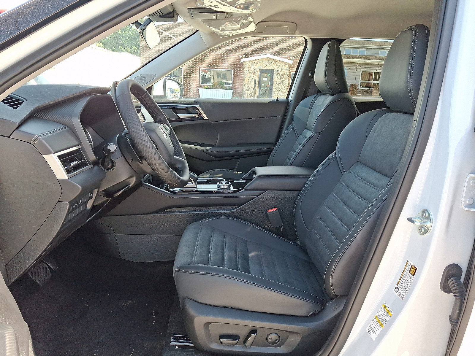New 2026 Mitsubishi Outlander SE AWD/4WD image 11