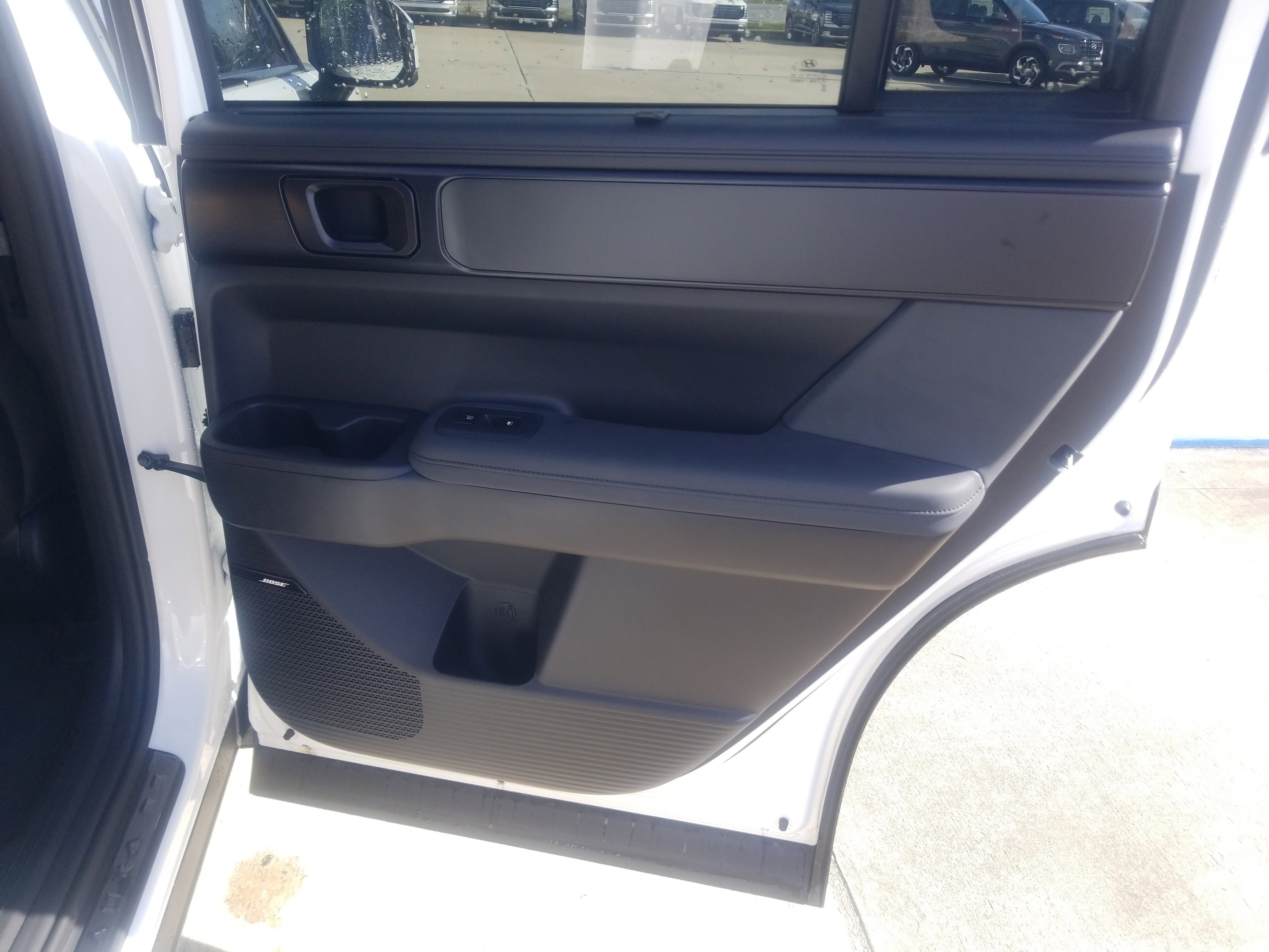 New 2025 Hyundai Santa Fe Calligraphy AWD/4WD image 14