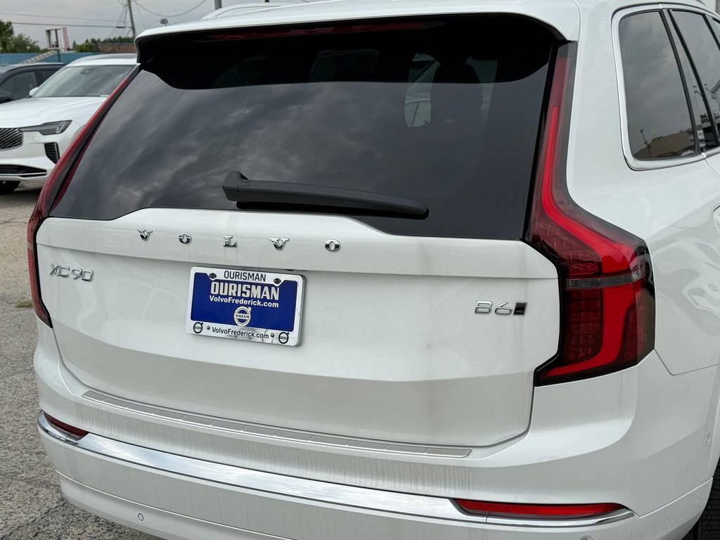 New 2026 Volvo XC90 B6 Plus w/ Protection Package Premier AWD/4WD image 5