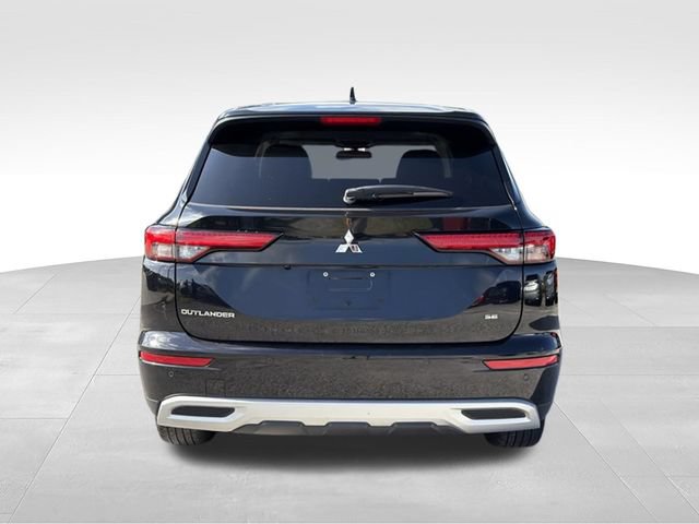 Used 2023 Mitsubishi Outlander SE FWD video 4