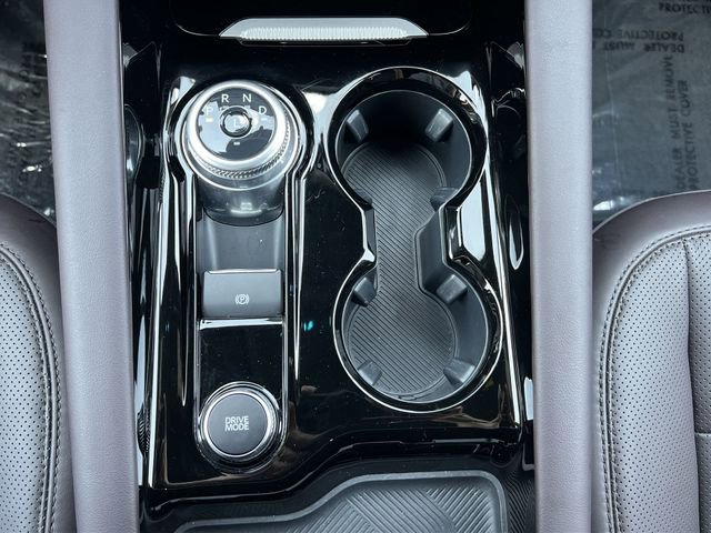 Used 2025 Ford Explorer Platinum w/ Ultimate Package AWD/4WD image 17