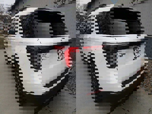 New 2026 Ford Explorer ST-Line w/ ST-Line Street Pack image 5