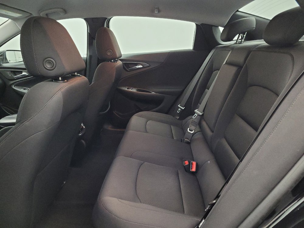 Used 2023 Chevrolet Malibu LT FWD image 18