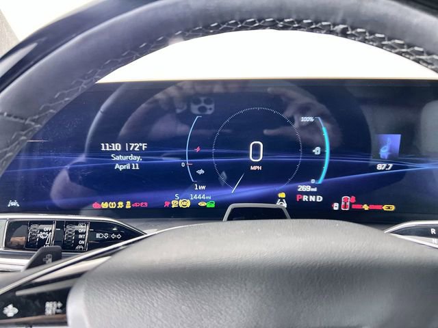 Used 2026 Cadillac Vistiq Sport image 11