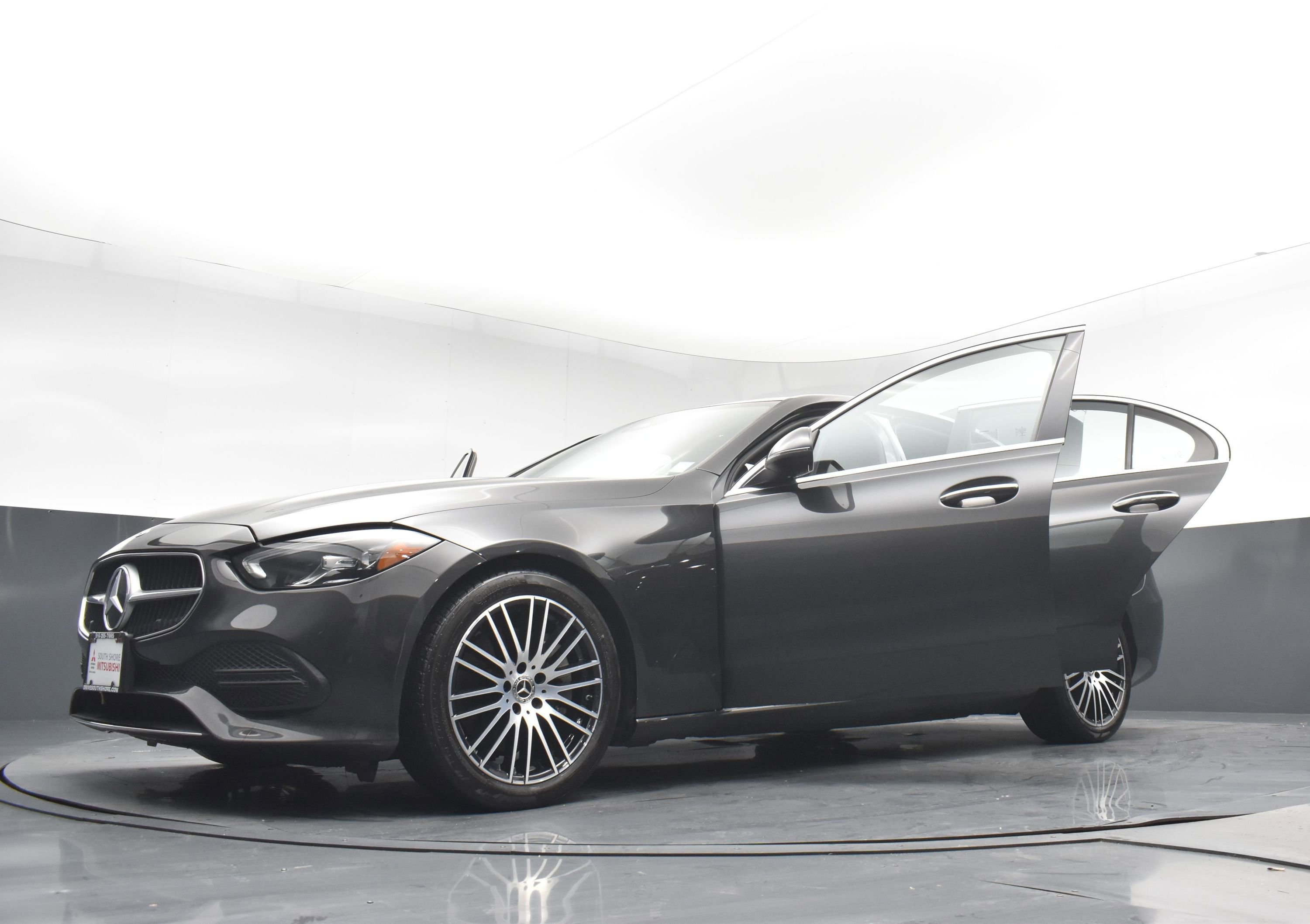 Used 2022 Mercedes-Benz C 300 4MATIC Sedan image 34