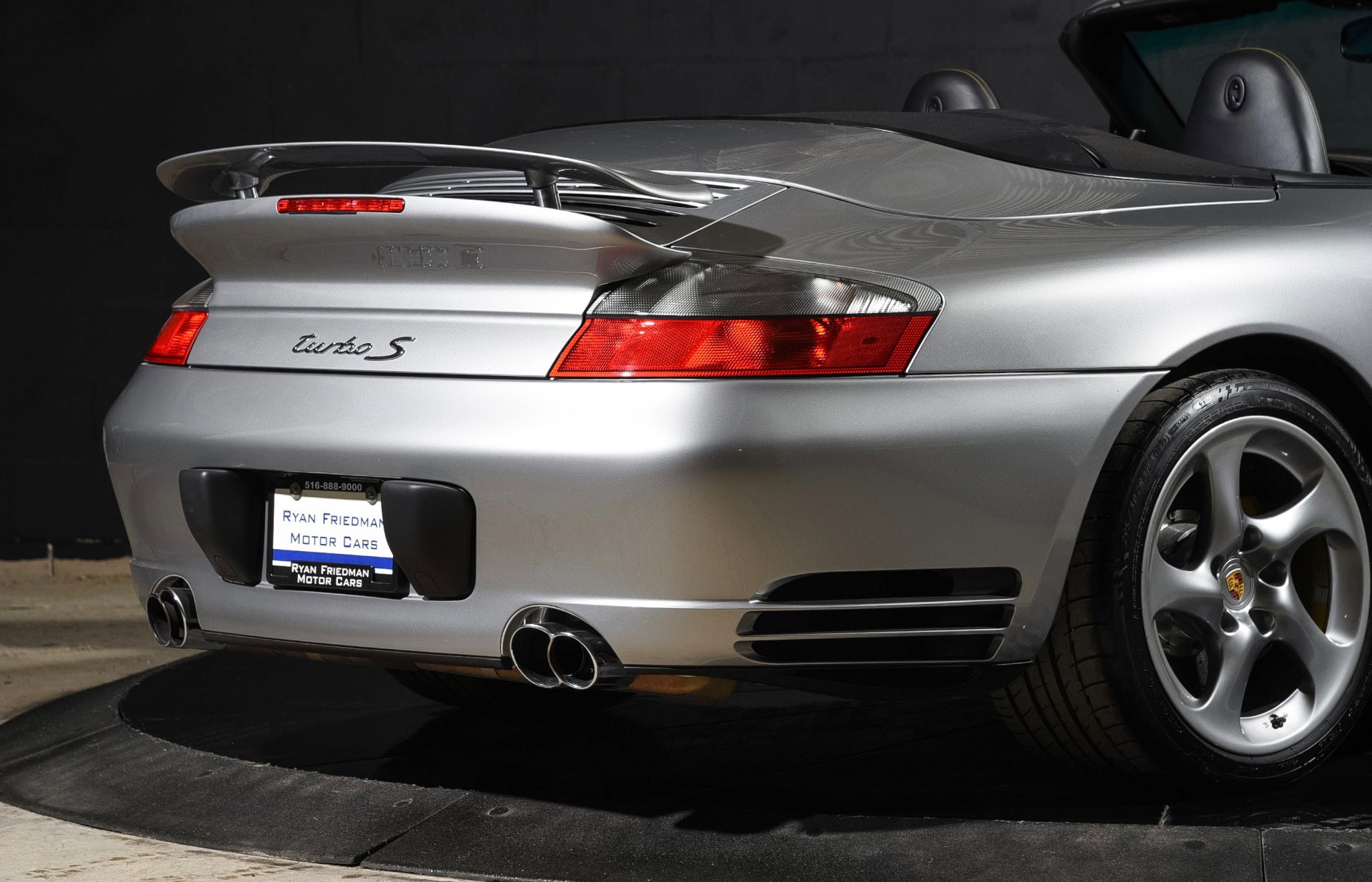Used 2005 Porsche 911 Turbo image 37