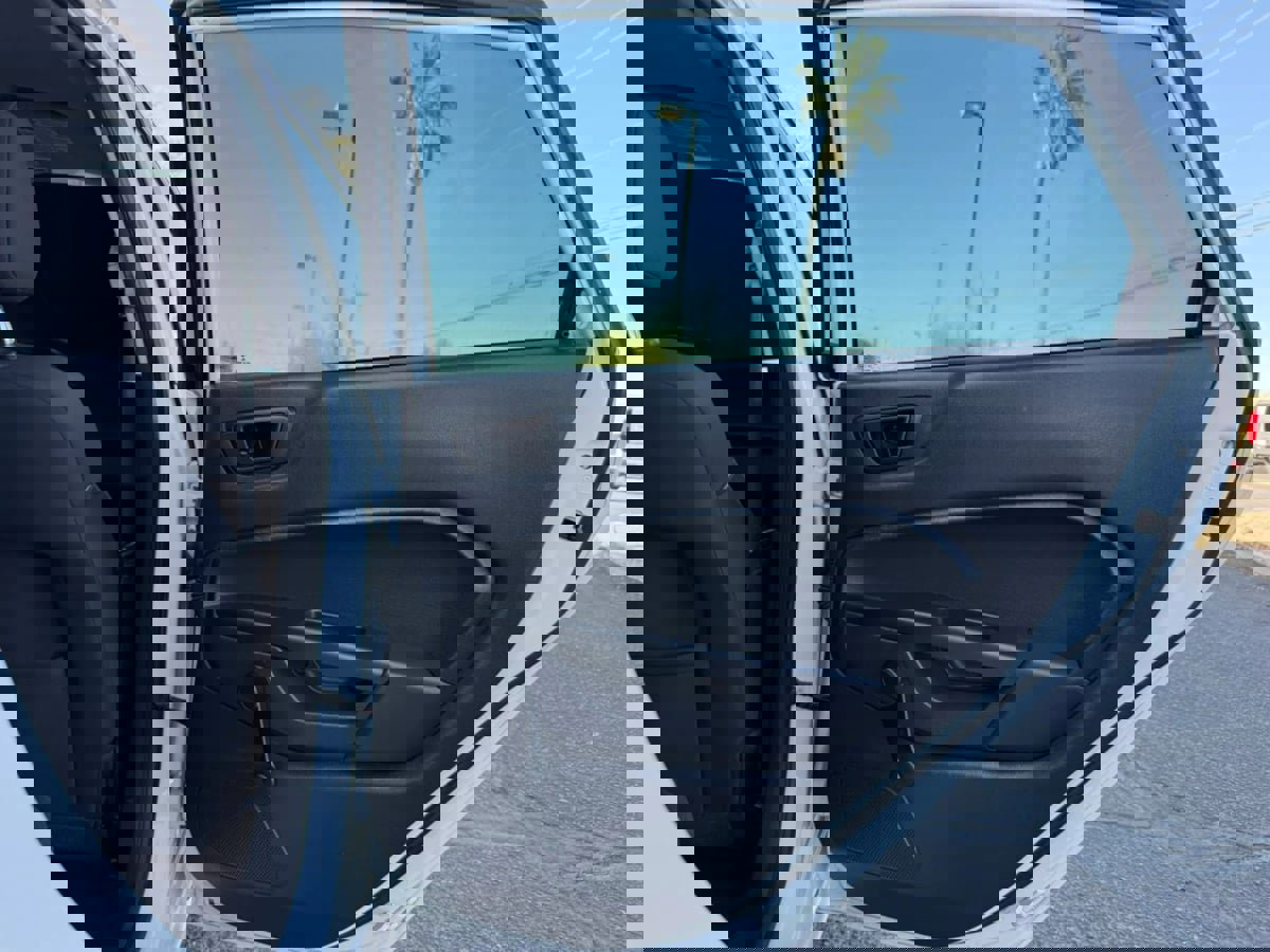 Used 2016 Ford Fiesta S FWD image 33