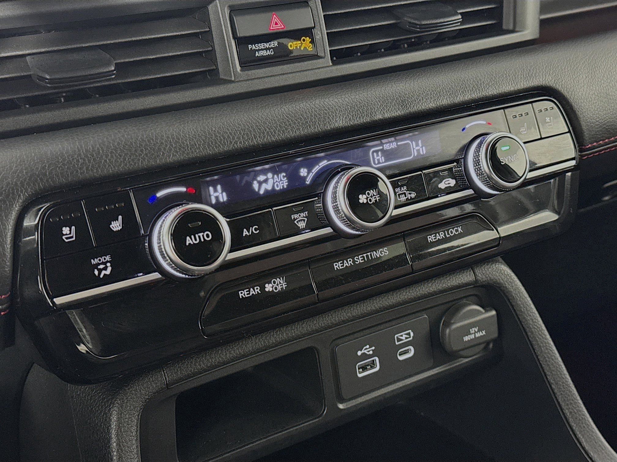 Certified 2025 Honda Pilot Black Edition image 16