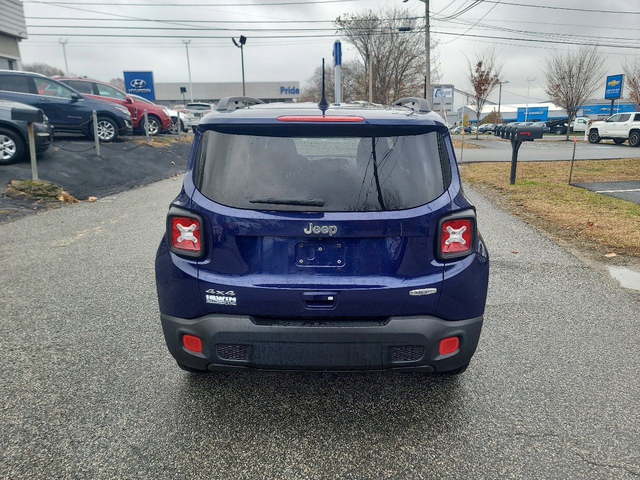 Used 2018 Jeep Renegade Latitude w/ Cold Weather Group image 6
