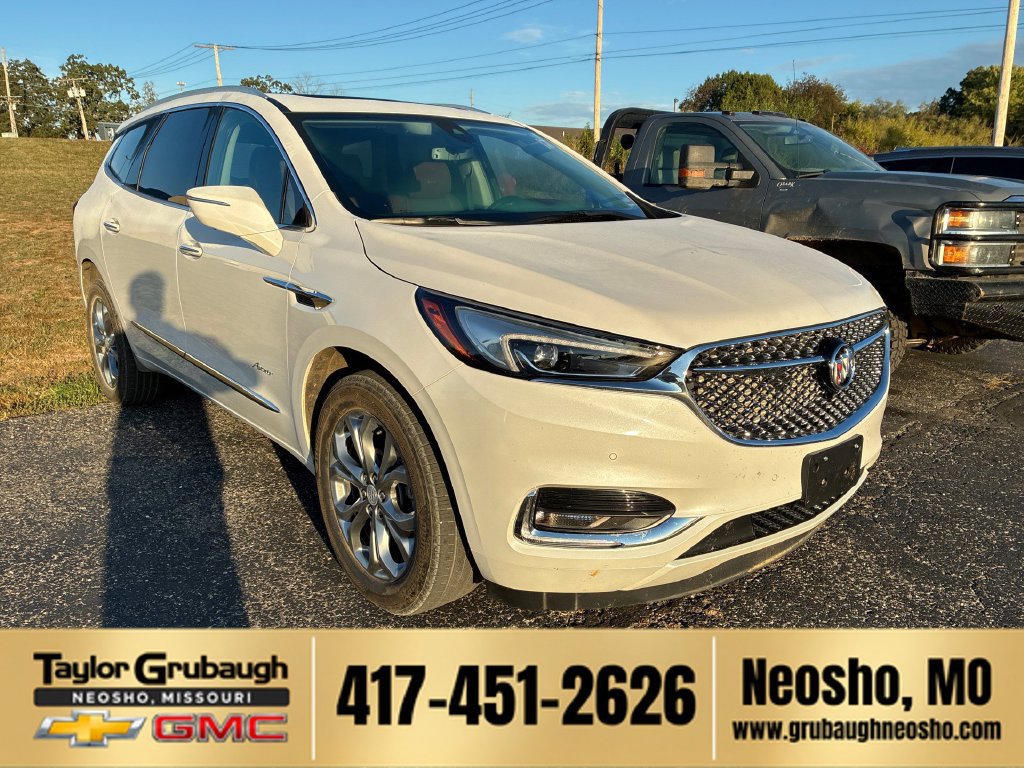 Used 2021 Buick Enclave Avenir w/ Avenir Technology Package FWD image 1