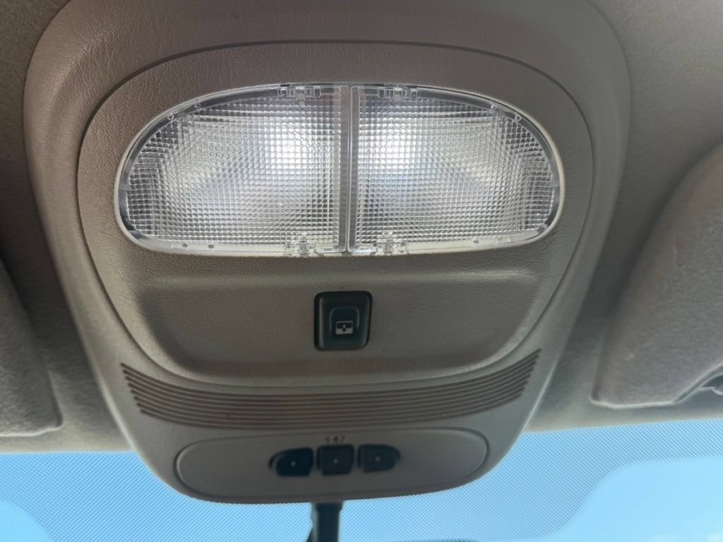 Used 2006 GMC Envoy Denali AWD/4WD image 27