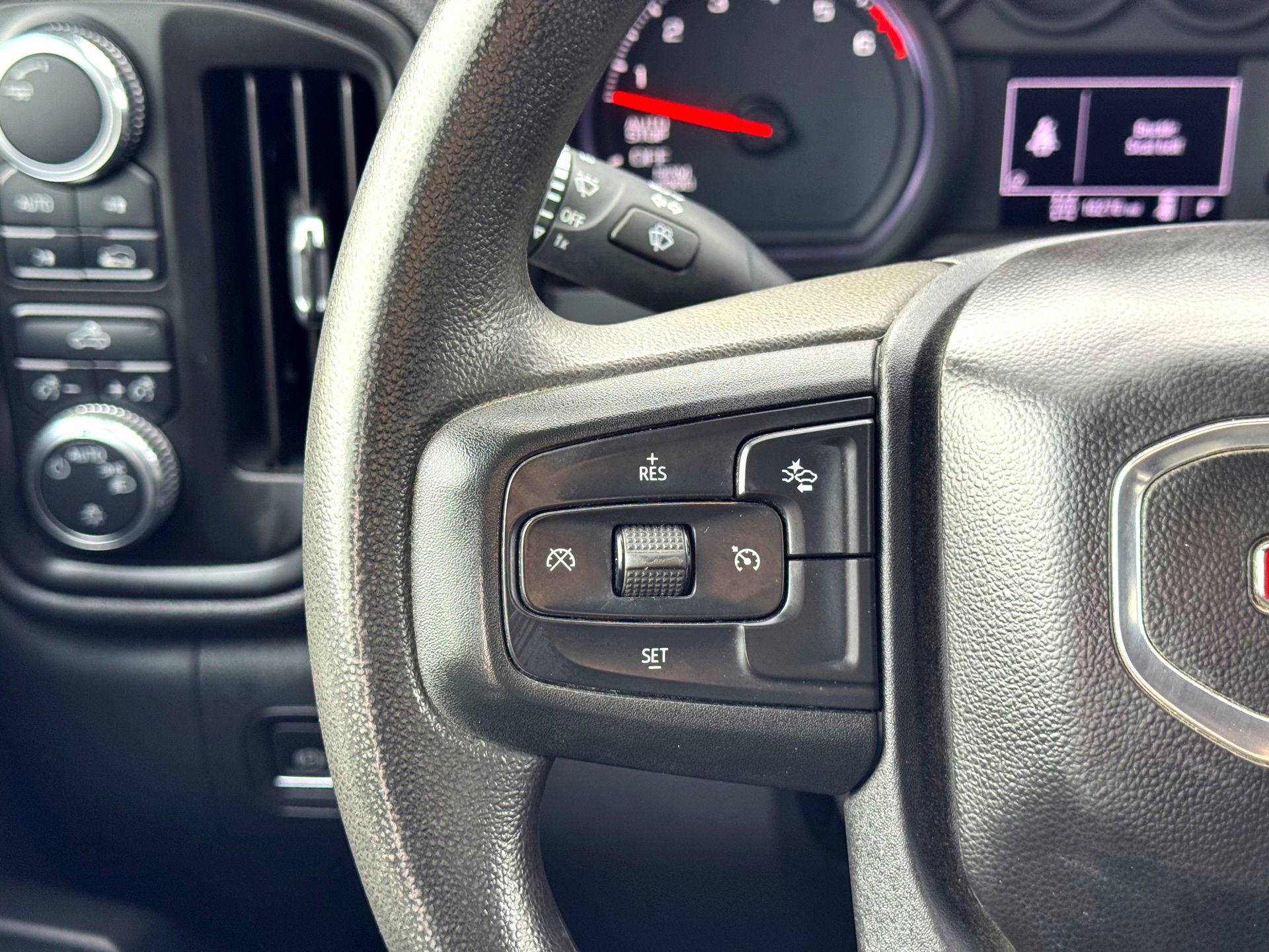 Used 2023 GMC Sierra 1500 Pro w/ Pro Value Package image 20