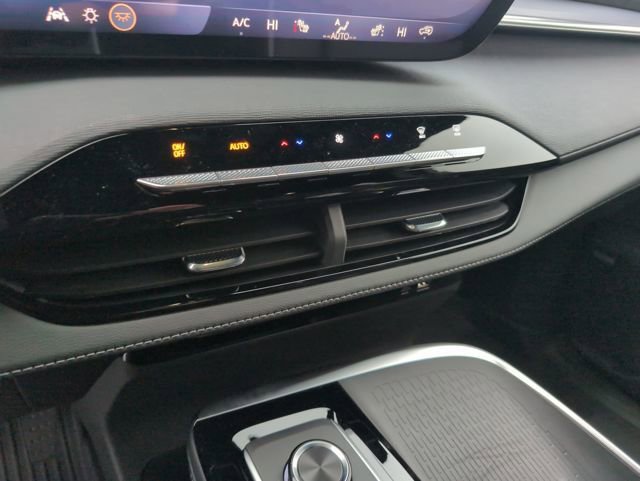 New 2026 Buick Enclave Sport Touring w/ Power Package image 21