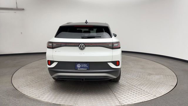 Used 2023 Volkswagen ID.4 Pro S Plus AWD/4WD image 3