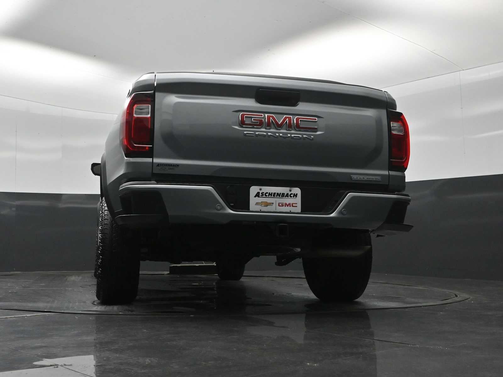 Used 2024 GMC Canyon Elevation w/ Convenience Package AWD/4WD image 24
