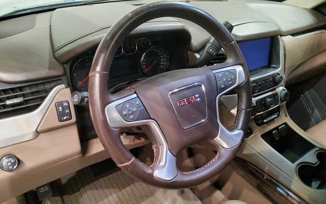 Used 2018 GMC Yukon SLT w/ Open Road Package RWD image 17