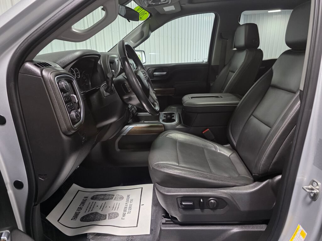 Used 2019 Chevrolet Silverado 1500 RST AWD/4WD image 9