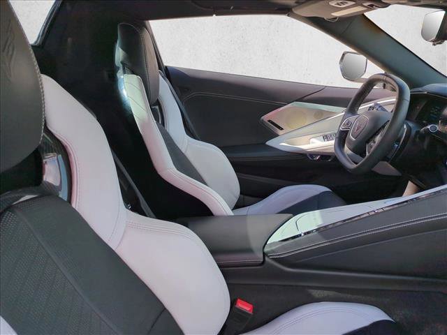 Used 2024 Chevrolet Corvette Stingray Preferred Conv w/ 2LT RWD image 17