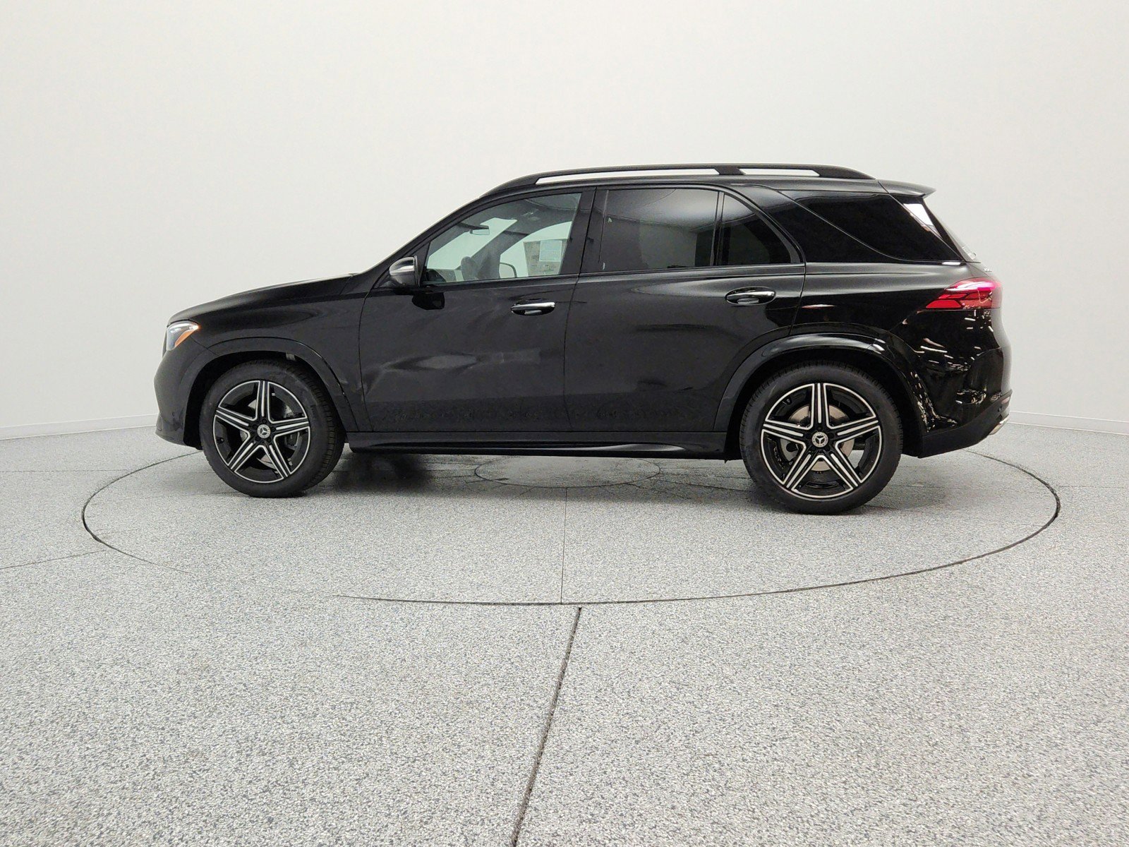 New 2026 Mercedes-Benz GLE 580 4MATIC image 8