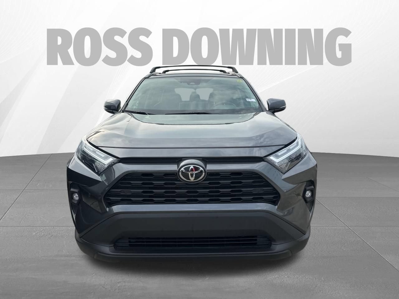 Used 2023 Toyota RAV4 XLE Premium FWD image 2
