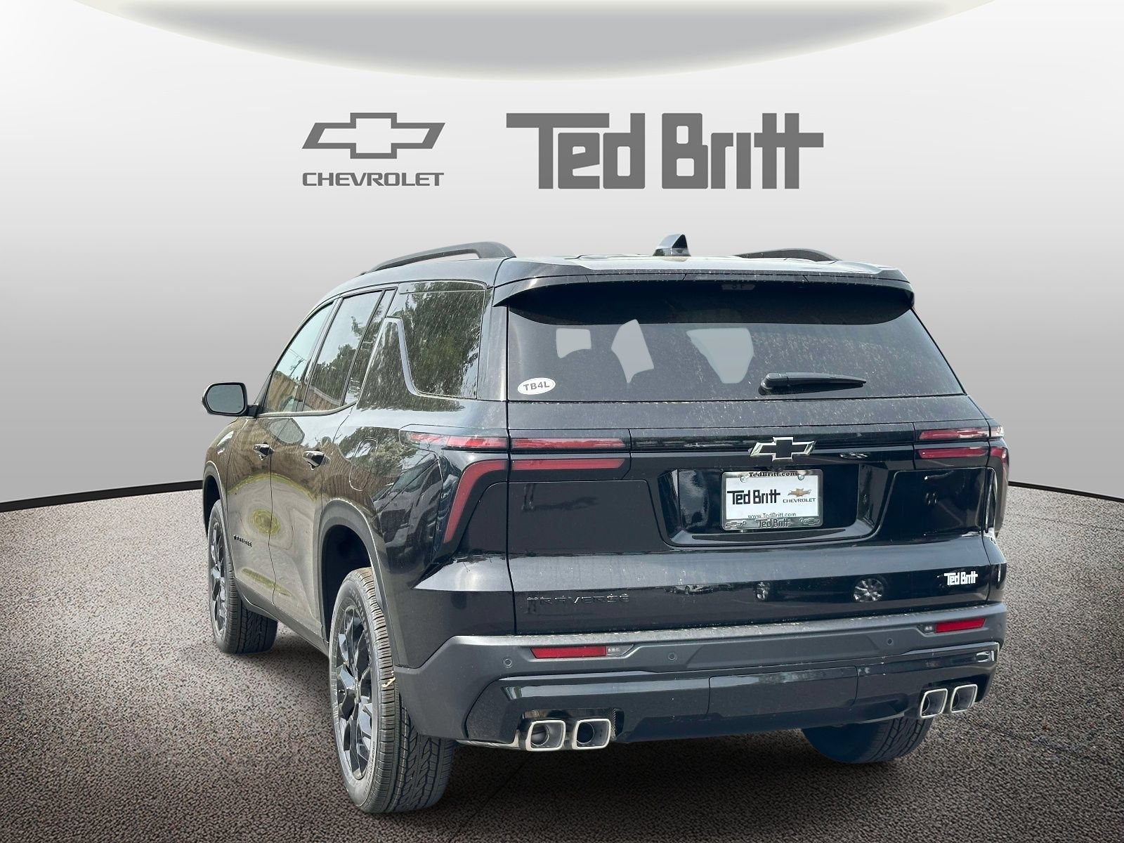New 2026 Chevrolet Traverse LT w/ Midnight/Sport Edition FWD image 6