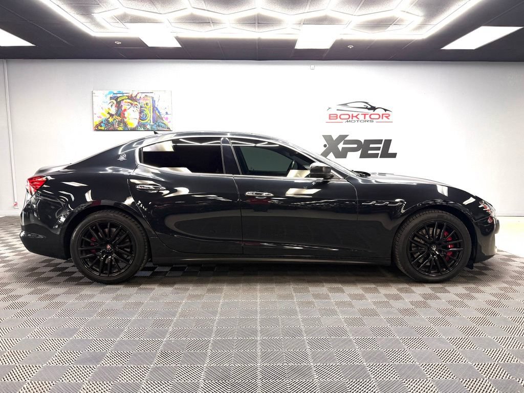 Used 2021 Maserati Ghibli S RWD image 17