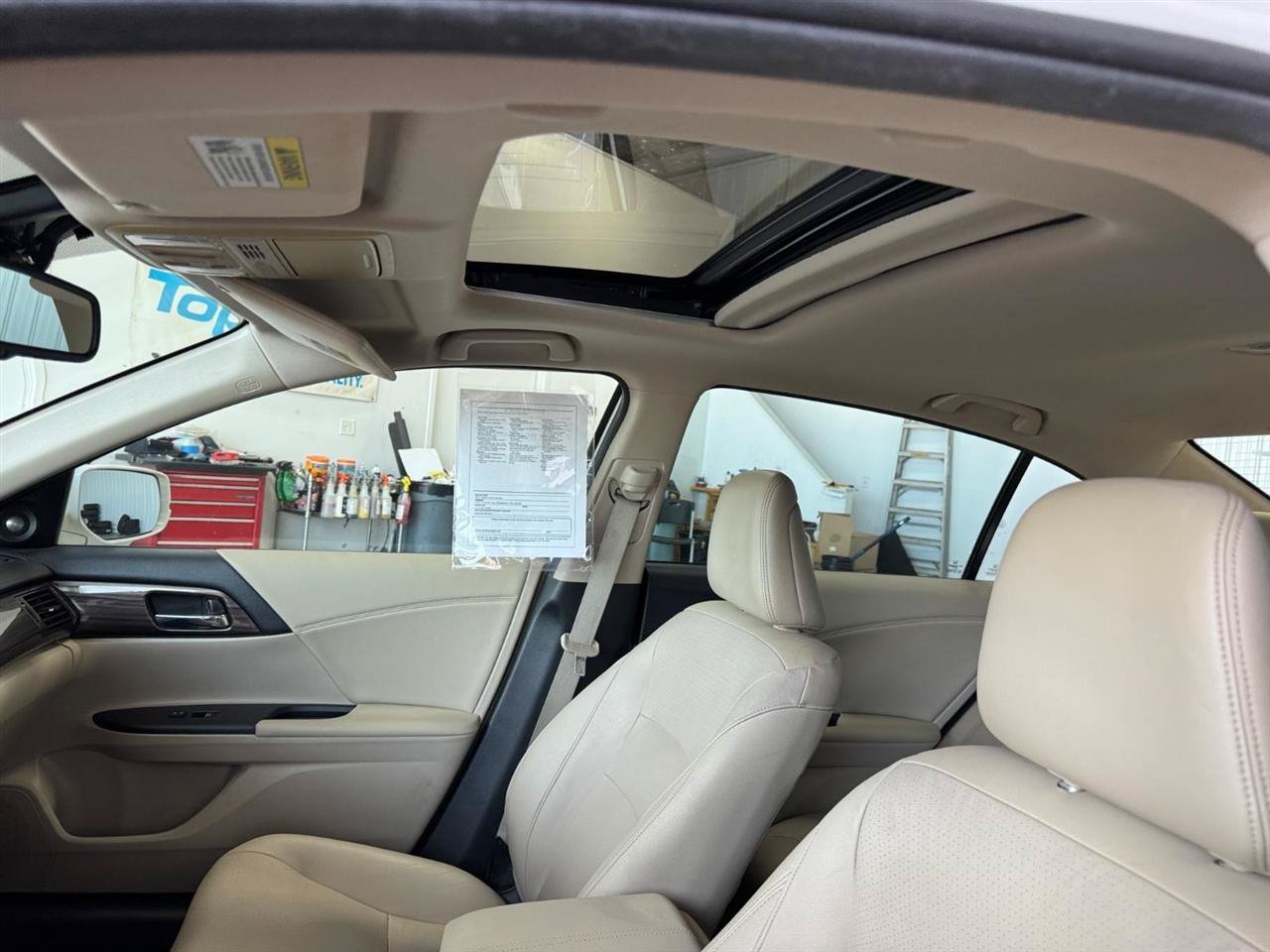 Used 2016 Honda Accord Touring image 12